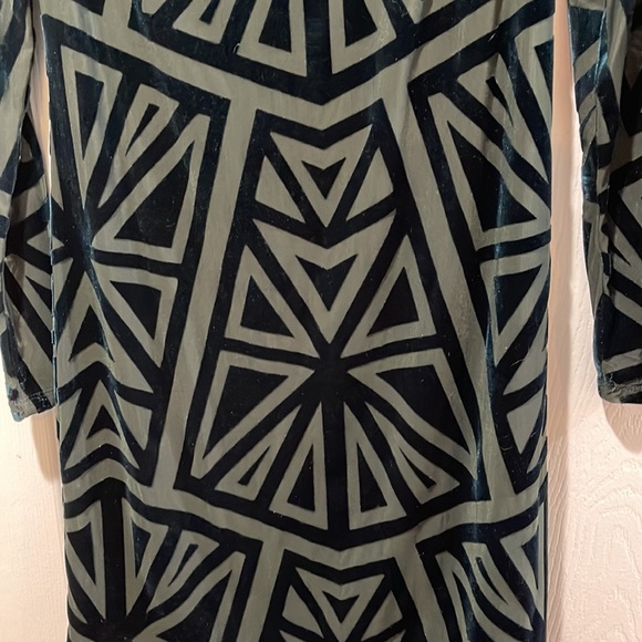 Vince Camino dark green velvet designed dress - Picture 2 of 2